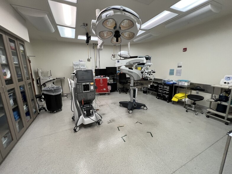 More Photos Of 110 Med Tech Pky, Johnson City Healthcare For Lease