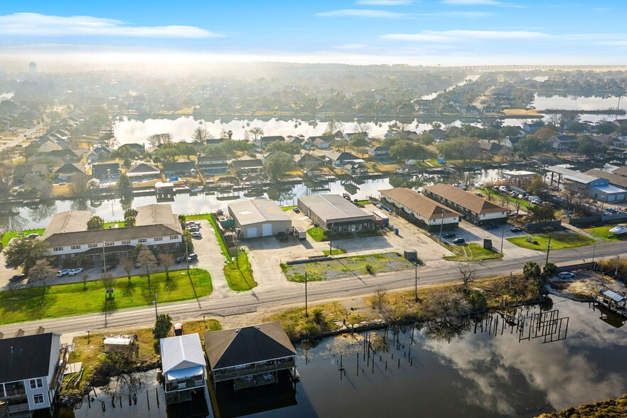 More Photos Of 4632 Pontchartrain Dr, Slidell Flex For Sale