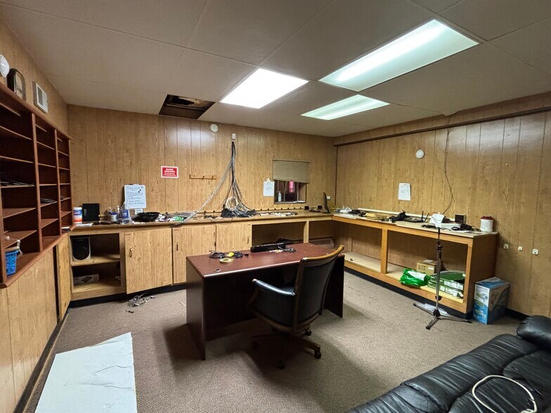 More Photos Of 15003 Joy Rd, Detroit Religious Facility For Sale