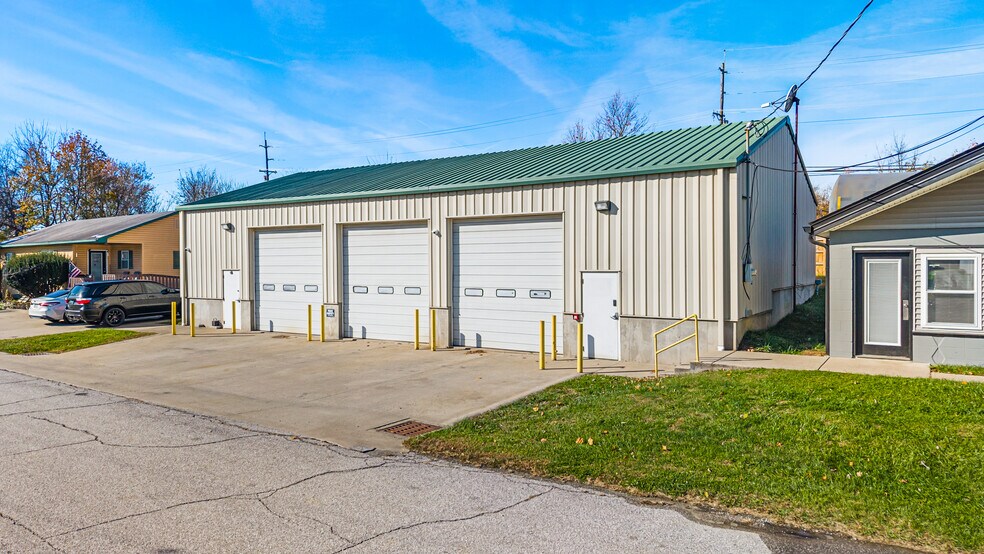 More Photos Of 260 Old Nicholson Rd, Walton Warehouse For Sale