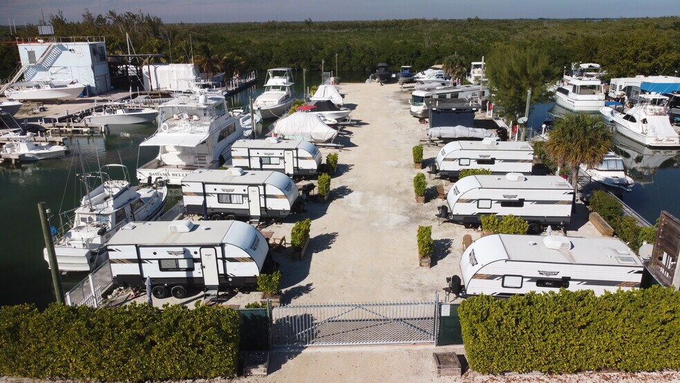 More Photos Of 199 Morris Ave, Key Largo Marina For Sale