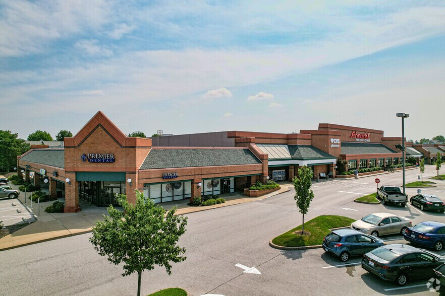 More Photos Of 1920-1988 Zumbehl Rd, Saint Charles General Retail For Lease