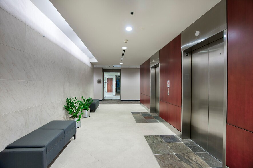 More Photos Of 4222 E Thomas Rd, Phoenix Medical For Sale