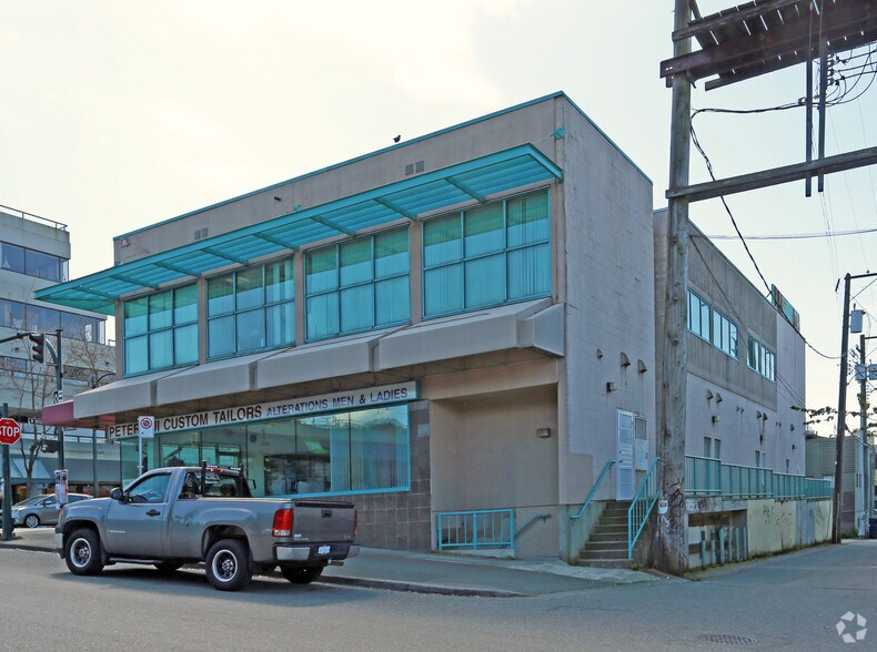 More Photos Of 223 W Broadway, Vancouver Storefront Retail Office For Lease
