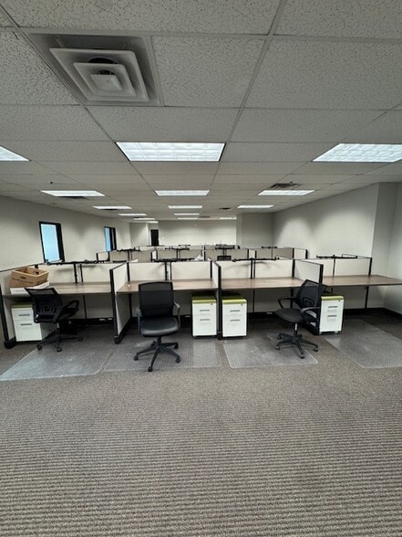 More Photos Of 12244 S Business Park Dr, Draper Office For Lease