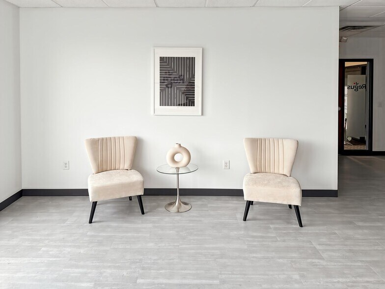 More Photos Of 2640 Eagan Woods Dr, Eagan Coworking Space