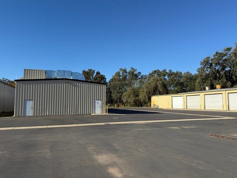 More Photos Of 2244 Ivy St, Chico Manufacturing For Sale
