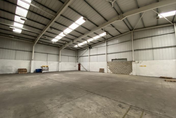 More Photos Of Southern Rd, Aylesbury Distribution For Lease
