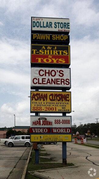 More Photos Of 15501-15521 Warwick Blvd, Newport News Unknown For Lease