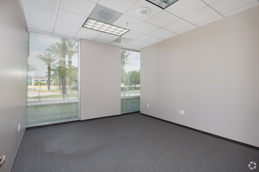 More Photos Of Hospitality Ln @ Tippecanoe, San Bernardino Unknown For Lease
