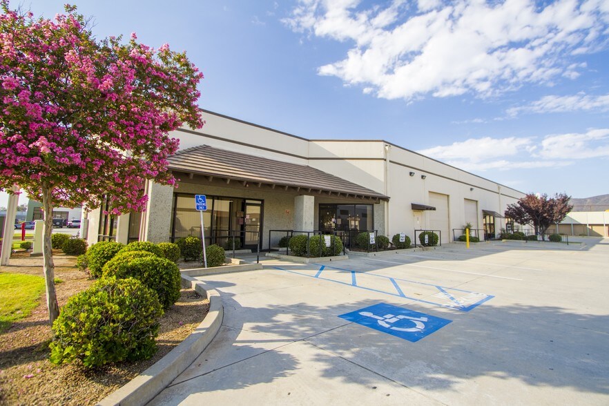 More Photos Of 26811 Hobie Cir, Murrieta Manufacturing For Lease