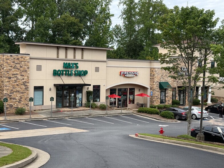 More Photos Of 6395 McGinnis Ferry Rd, Johns Creek General Retail For Lease