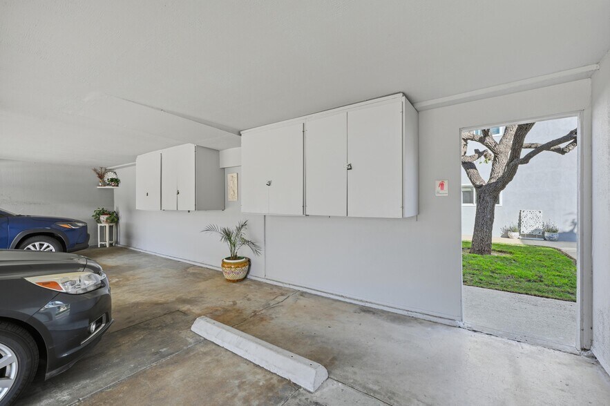 More Photos Of 13112 Carriage Rd, Poway Apartments For Sale