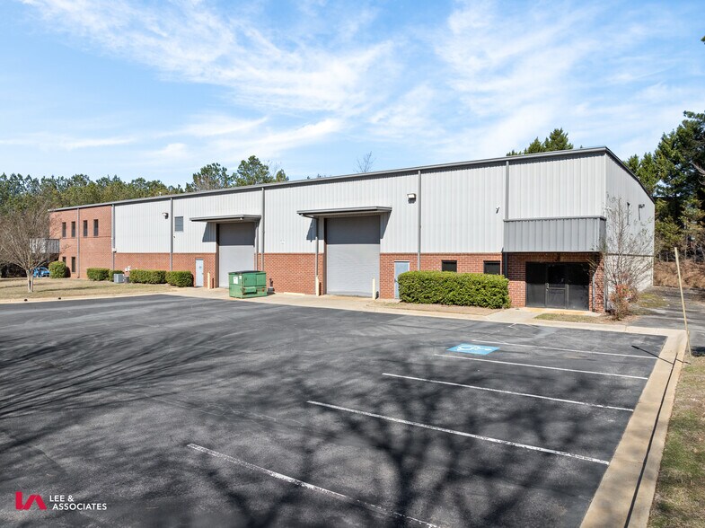More Photos Of 4240 Industrial Center Ln, Acworth Warehouse For Sale