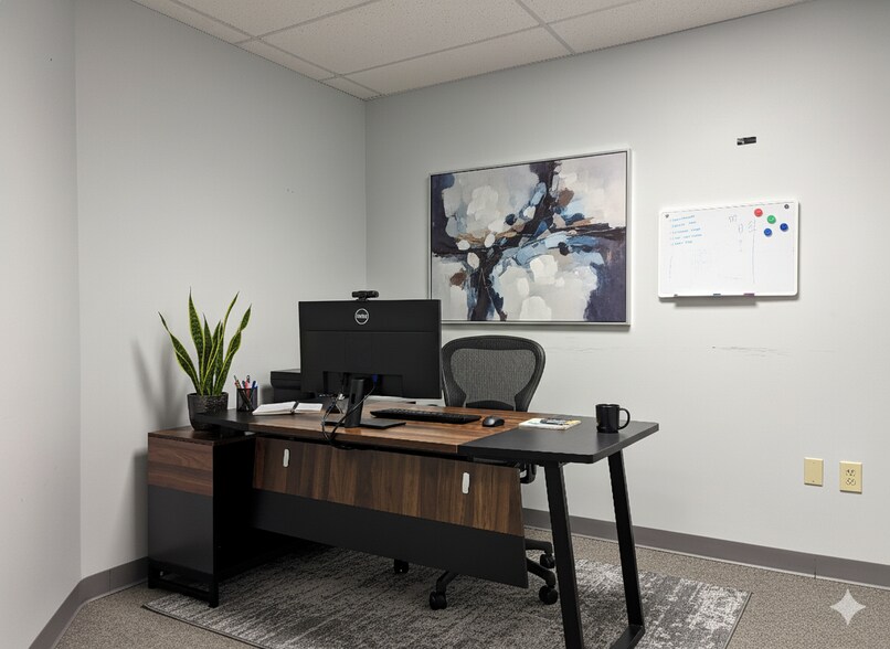 More Photos Of 10821 Plantside Dr, Louisville Light Manufacturing For Lease