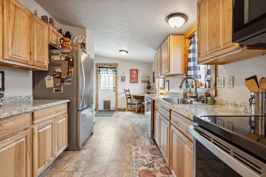 More Photos Of 83 Sweebee Ln, Columbia Falls Multifamily For Sale