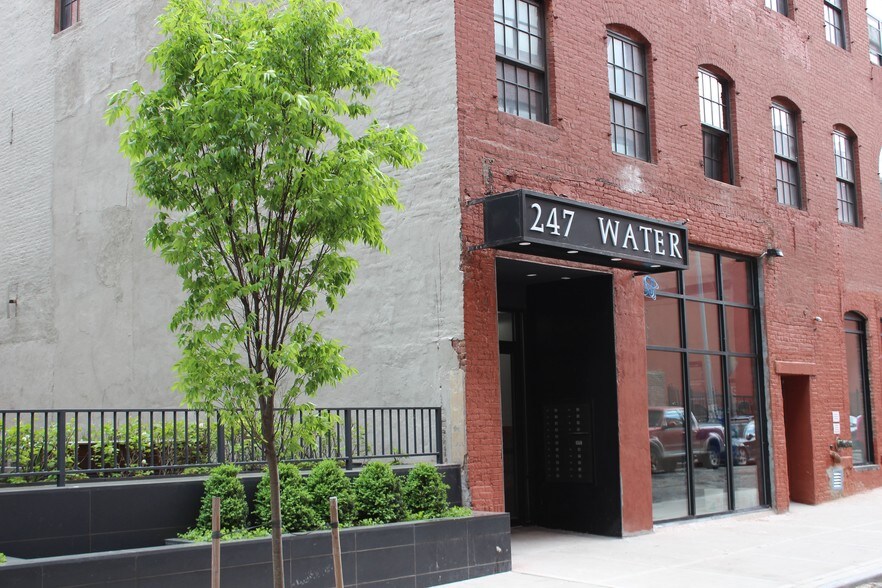 More Photos Of 247 Water St, Brooklyn Manufacturing For Lease