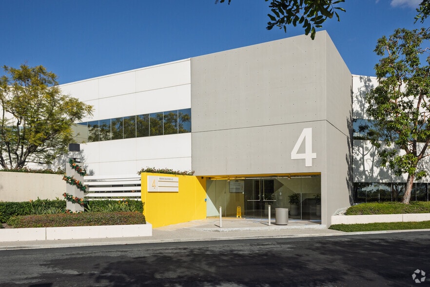 Primary Photo Of 4 Executive Cir, Irvine Office For Lease