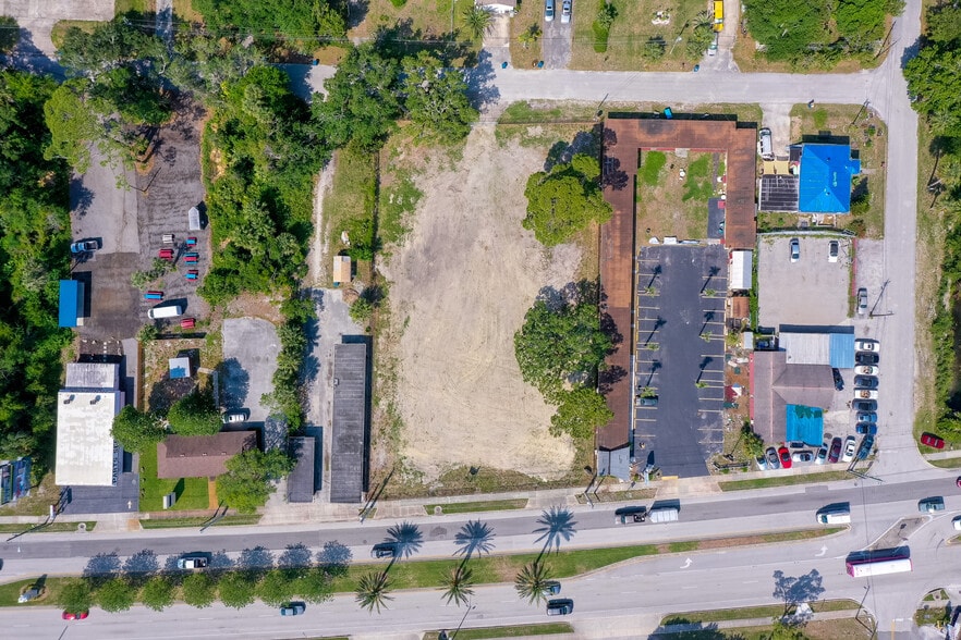 More Photos Of 670 S Yonge St, Ormond Beach Land For Sale