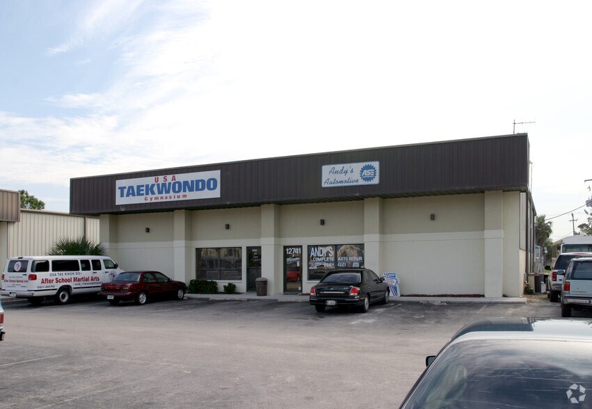 More Photos Of 12741 Metro Pky, Fort Myers Light Manufacturing For Lease