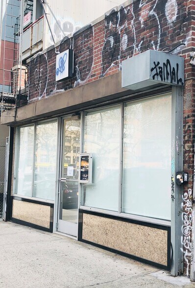 More Photos Of 94 Allen St, New York Storefront For Lease