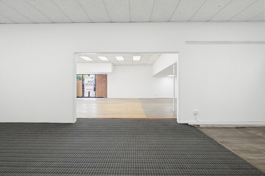 More Photos Of 718-734 Santa Monica Blvd, Santa Monica Storefront Retail Office For Lease