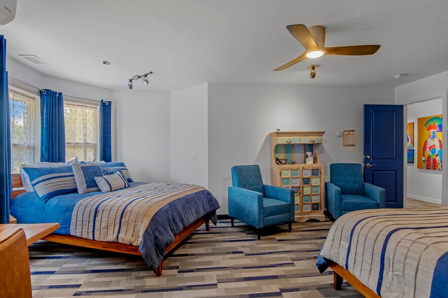 More Photos Of 303 W Juniper Ave, Flagstaff Hospitality For Sale