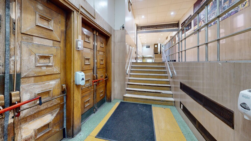 More Photos Of 1609 Avenue R, Brooklyn Office For Sale