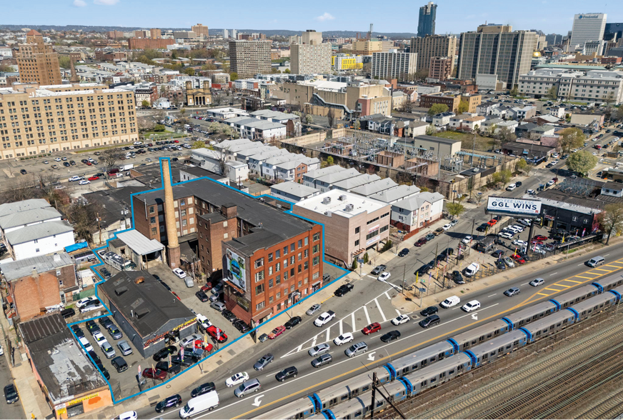 More Photos Of , Newark Unknown For Sale