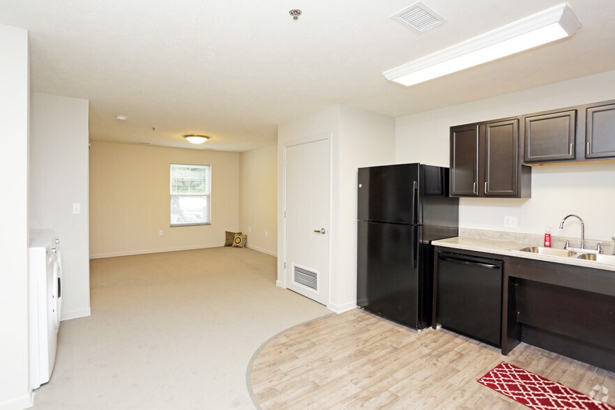 More Photos Of 25 S Linden Ave, Council Bluffs Apartments For Sale