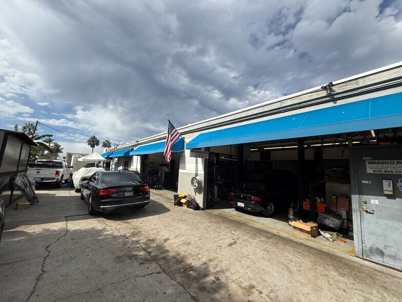 More Photos Of 7464 Draper Ave, La Jolla Service For Sale