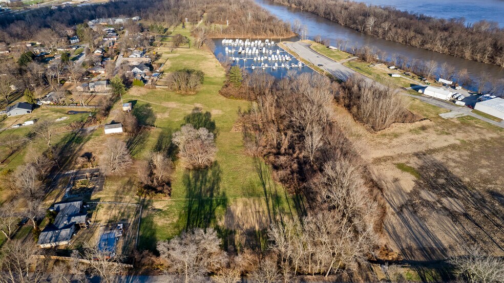 More Photos Of 4002 Utica Pike, Jeffersonville Land For Sale
