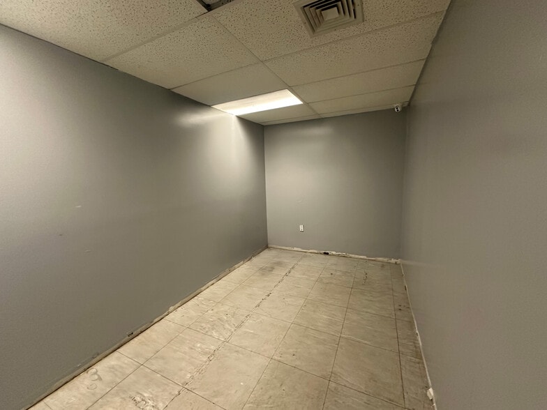 More Photos Of 2172 Flatbush Ave, Brooklyn Storefront Retail Office For Sale