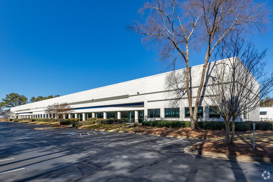 Primary Photo Of 400 Tradeport Blvd, Atlanta Unknown For Lease