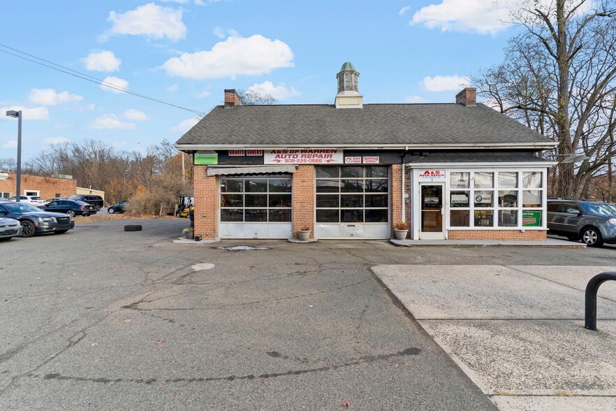 More Photos Of 2 Mount Bethel Rd, Warren Service Station For Sale
