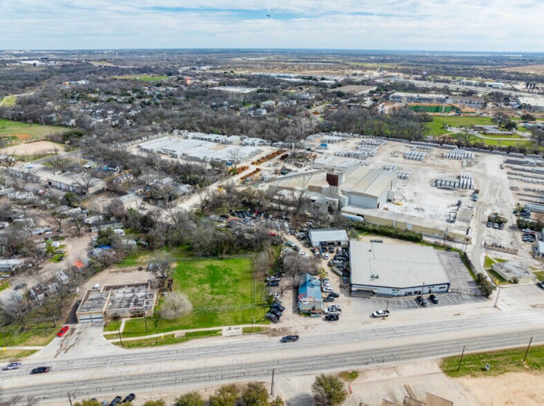 More Photos Of 817 Airport Blvd, Austin Restaurant For Sale