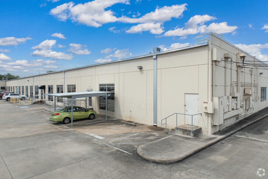 More Photos Of 11300 Richmond Ave, Houston Coworking Space