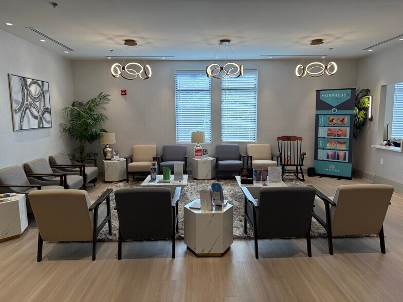 More Photos Of 10475 Medlock Bridge Rd, Johns Creek Medical For Sale