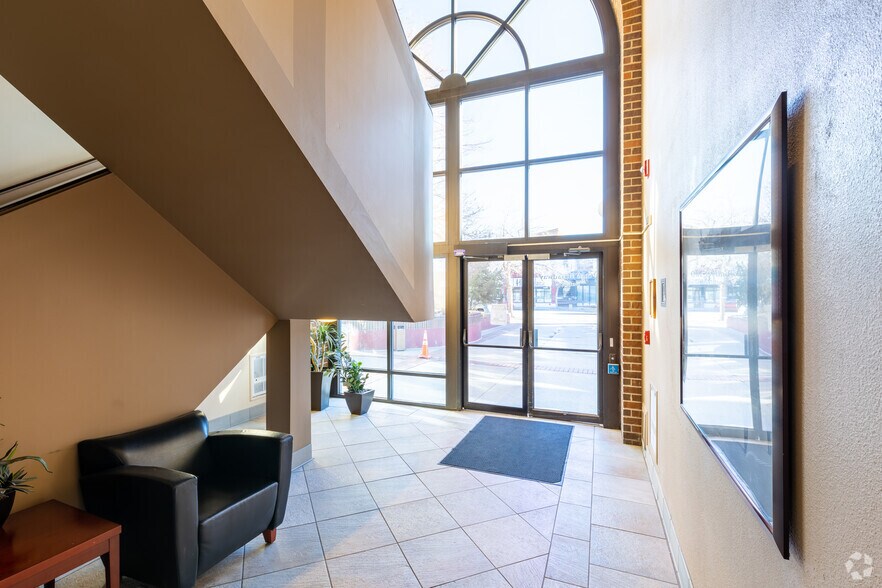 More Photos Of 1 Broadway, Denver Office For Lease