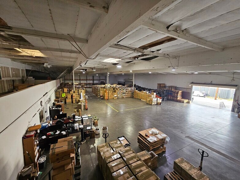 More Photos Of 2027 Laura Ave, Huntington Park Manufacturing For Sale