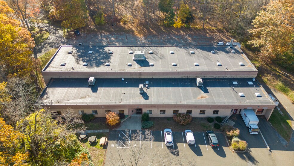 More Photos Of 10 Mile Hill Rd, Newtown Warehouse For Lease