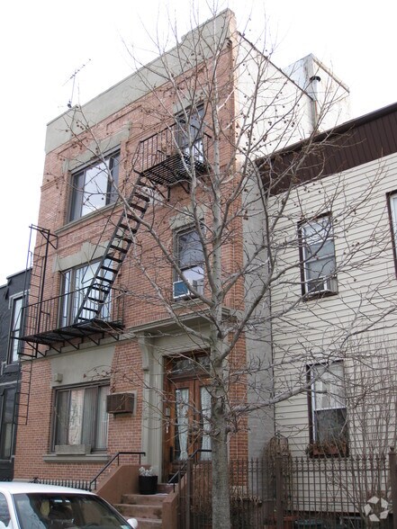 More Photos Of 19 Jackson Pl, Brooklyn Apartments For Sale