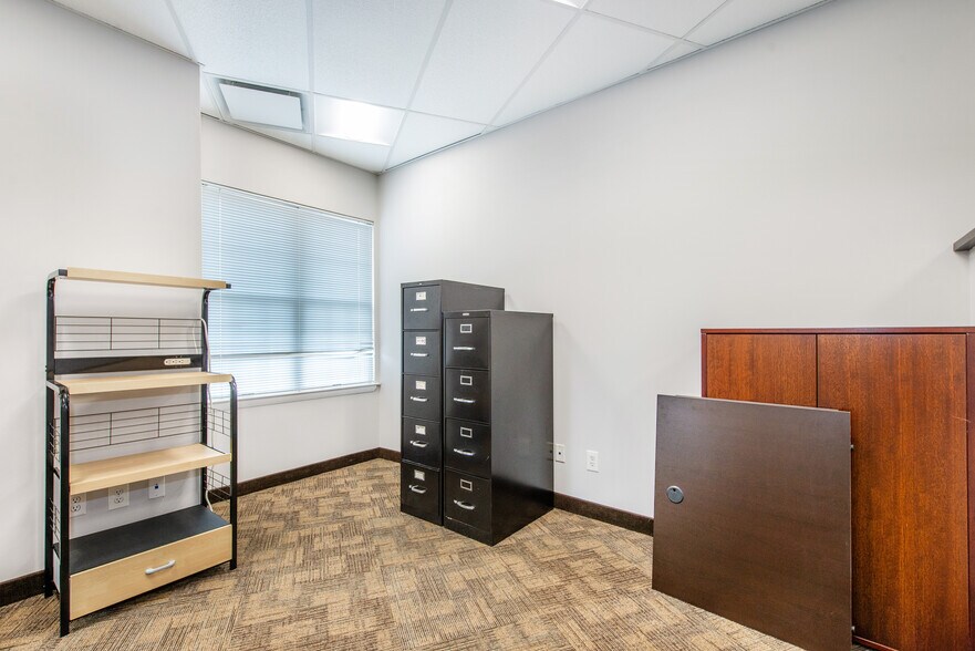More Photos Of 271 Route 46 W, Fairfield Medical For Lease