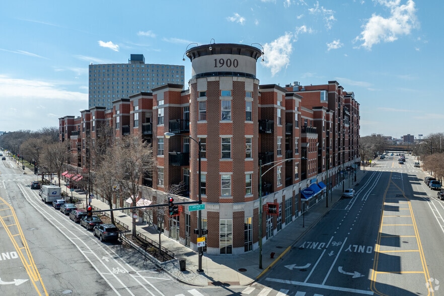 More Photos Of 1900 S State St, Chicago Apartments For Lease