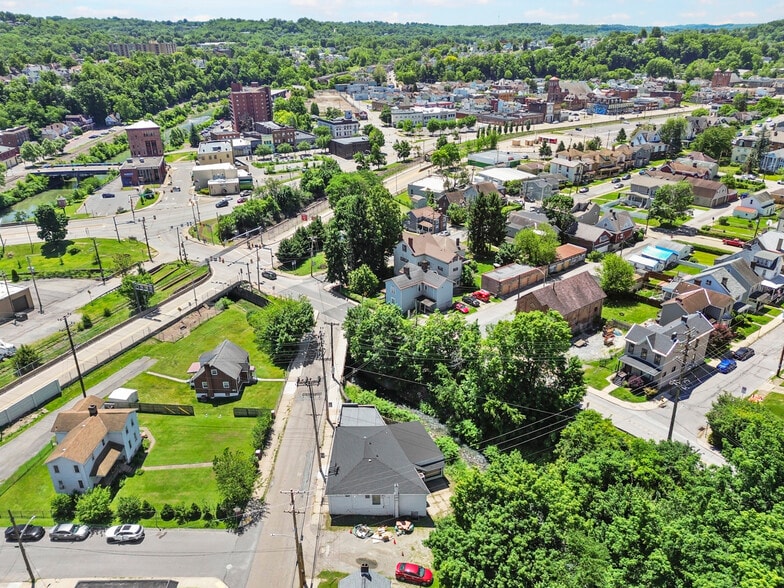 More Photos Of 101 Railroad Ave, Carnegie Warehouse For Sale