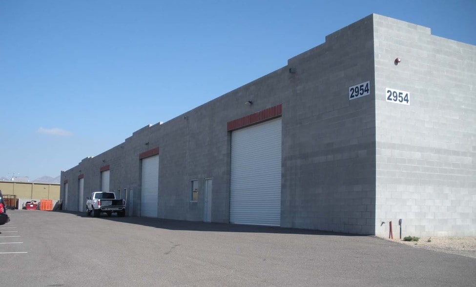 More Photos Of 2954 W 4th Ave, Apache Junction Warehouse For Lease