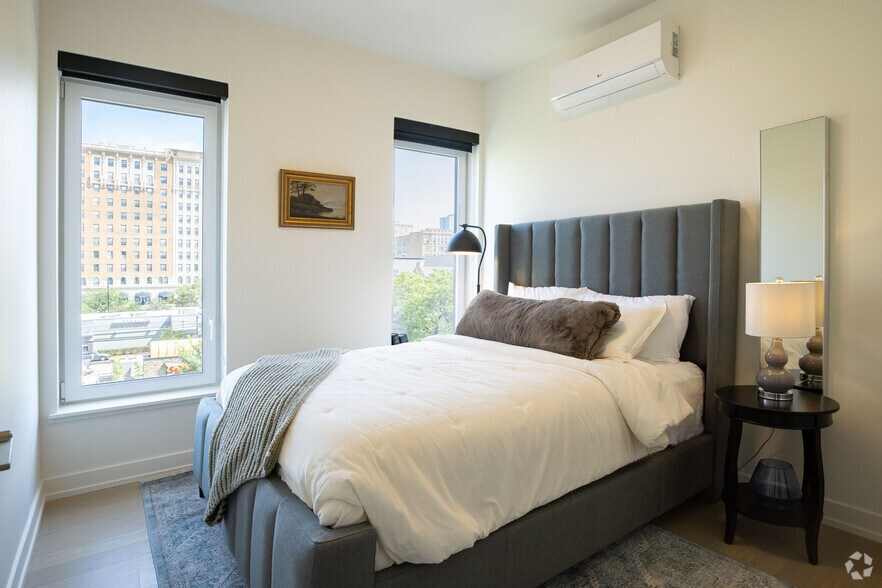 More Photos Of 4600 N Kenmore Ave, Chicago Apartments For Lease