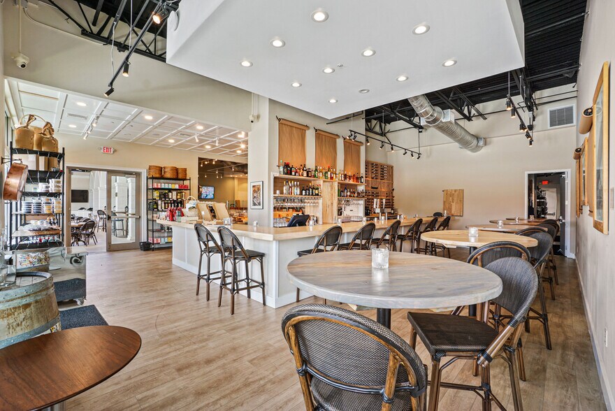 More Photos Of 10431 SE Federal Hwy, Hobe Sound Restaurant For Lease