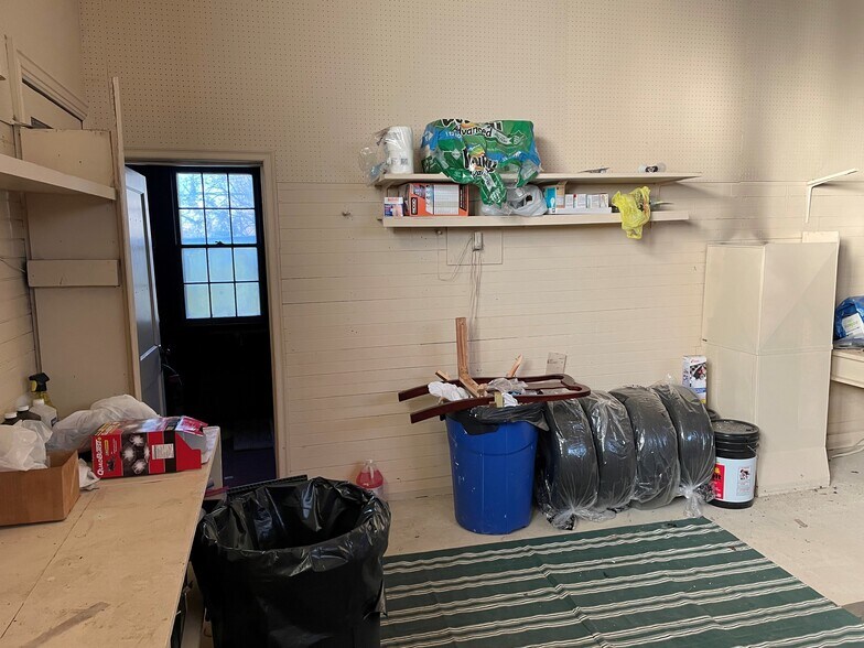 More Photos Of 520 Main St, Hellertown Storefront Retail Residential For Sale