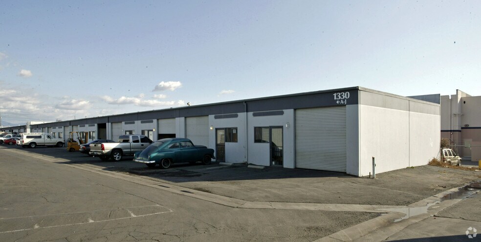 Primary Photo Of 1330 E Saint Andrew Pl, Santa Ana Manufacturing For Lease